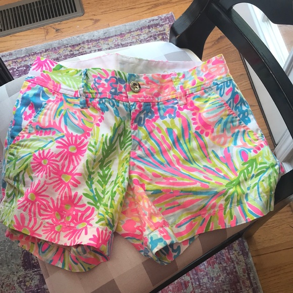Lily Pulitzer Callahan shorts 2 - Picture 1 of 6